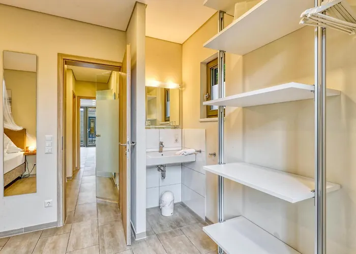 Holiday home Stunning In Sassenburg *