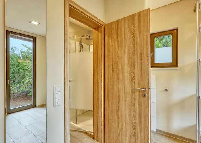 Stunning In Sassenburg Stude